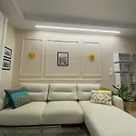 George Luxury Apartment Vlore