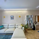 George Luxury Apartment Vlore