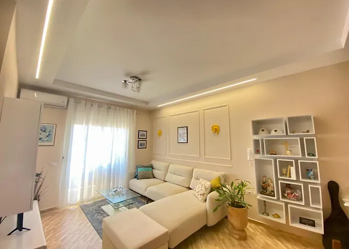 George Luxury Apartment Vlore